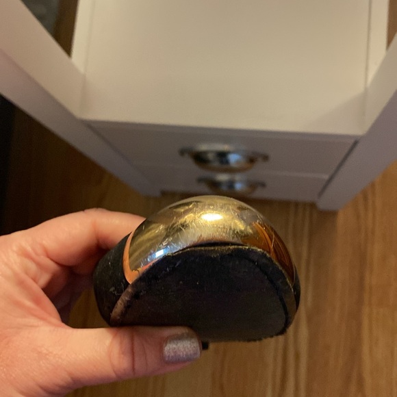 Gold tip Quilted Tory Burch flats size 7 - Picture 4 of 4